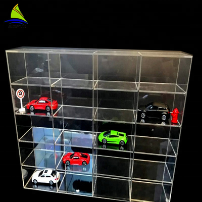 Montagem acrílica da parede da mostra dos brinquedos da exposição do carro acrílico comercial do brinquedo da vitrina da parede